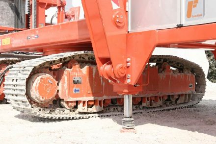 S330 — variable gauge, under a stone cutting machine for MF S.p.A. — 4 of 4