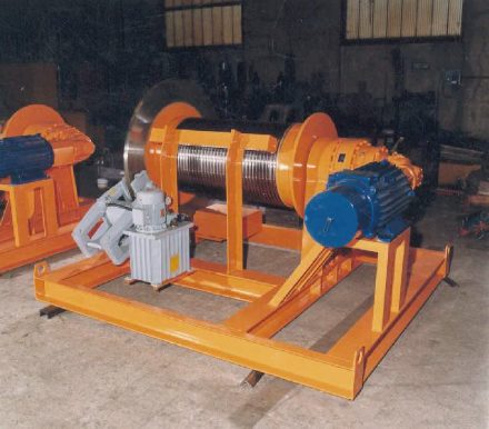 Winches — 5 of 6